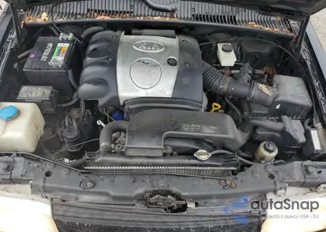 2002 Kia Sportage from USA, damaged, VIN KNDJB723225136909